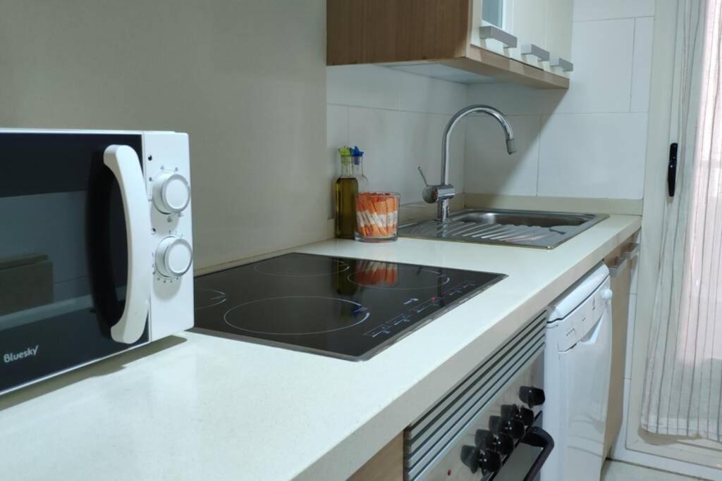 Lovely Apartment Denia, Piscina, Jacuzzi, Padel, Parking Exterior photo